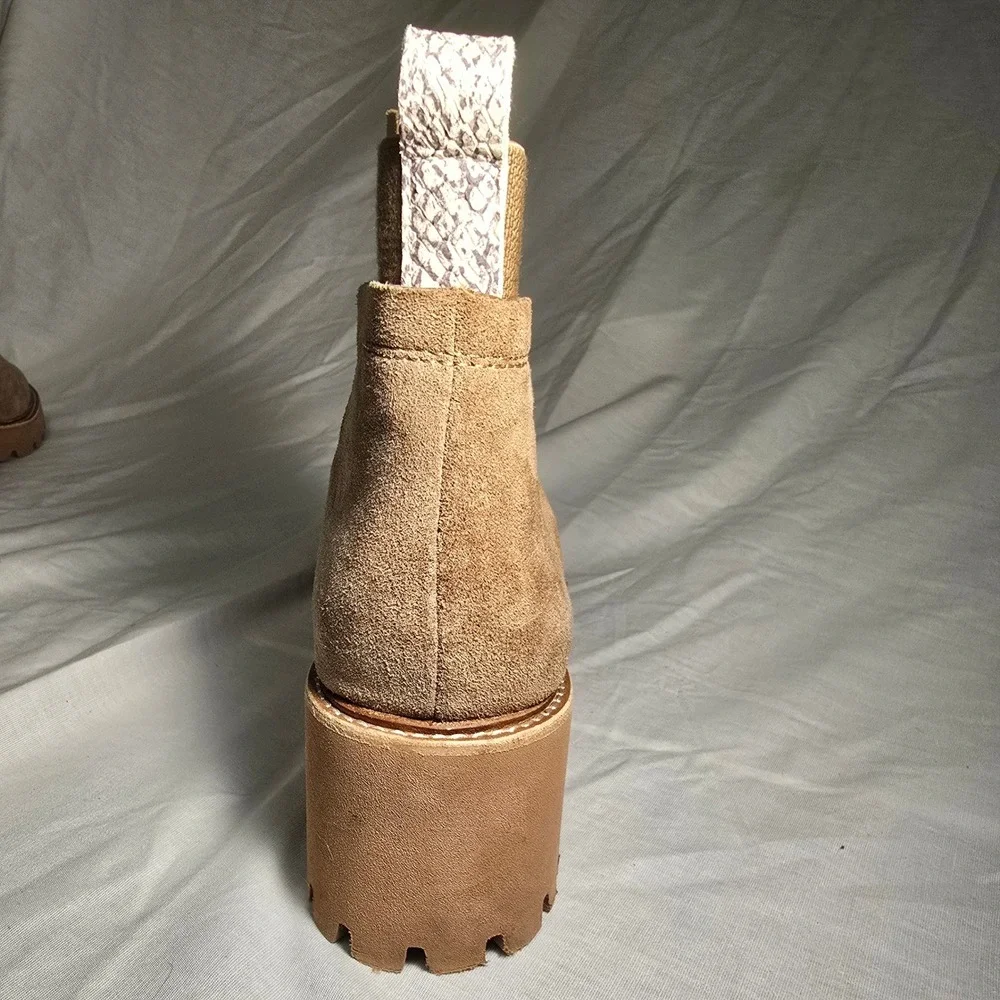 Dolce Vita Tan Suede Wedge Ankle Boots Lug Sole Snakeskin Pull Tab Womens 9